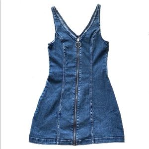 [SOLD] H&M Stretchy Denim Dress